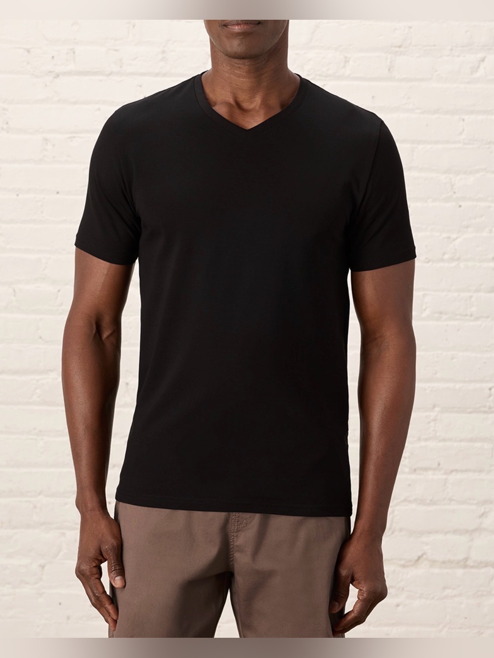 Pact Organic Luxe Essential Slim Fit V Neck Short Sleeve Tee medium 100% cotton‎
